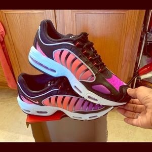 Nike AirMax Tailwind IV